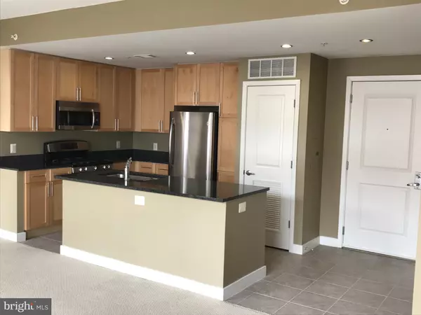 Arlington, VA 22203,820 N POLLARD ST #809