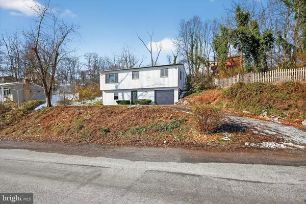 Etters, PA 17319,25 BLACK WALNUT DR