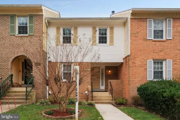 5880 LANGTON DR, Alexandria, VA 22310