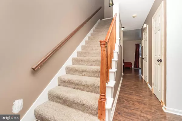 Palmyra, PA 17078,925 E OAK ST