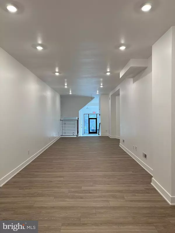 Philadelphia, PA 19143,602 S 52ND ST