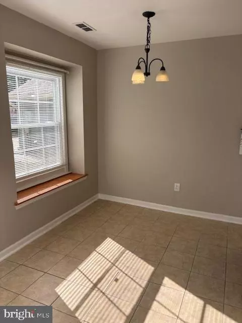 Williamstown, NJ 08094,357 BROOKDALE BLVD