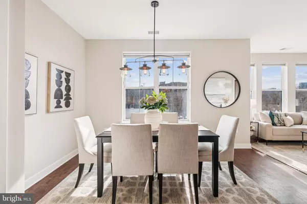 Arlington, VA 22204,989 S BUCHANAN ST #225