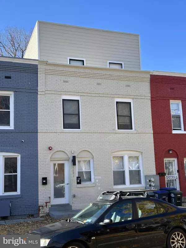 Washington, DC 20024,1221 CARROLLSBURG PL SW