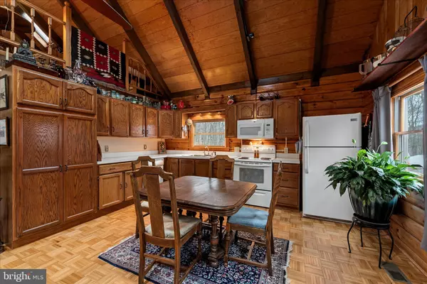 Berkeley Springs, WV 25411,249 CRESTVIEW LN