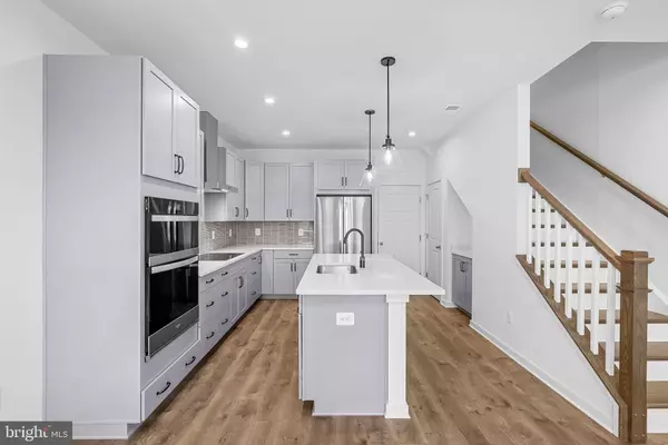 Ashburn, VA 20147,19719 MISTY MOSS SQ #1