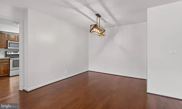 Washington, DC 20007,1077 30TH ST NW #504