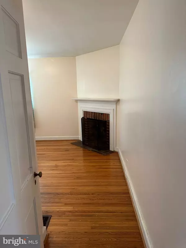 Orange, VA 22960,16471 ELMWOOD FARM RD.