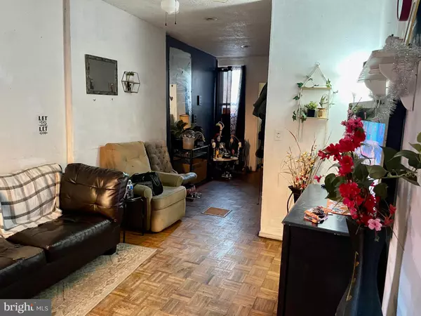 Reading, PA 19602,122 MAPLE ST