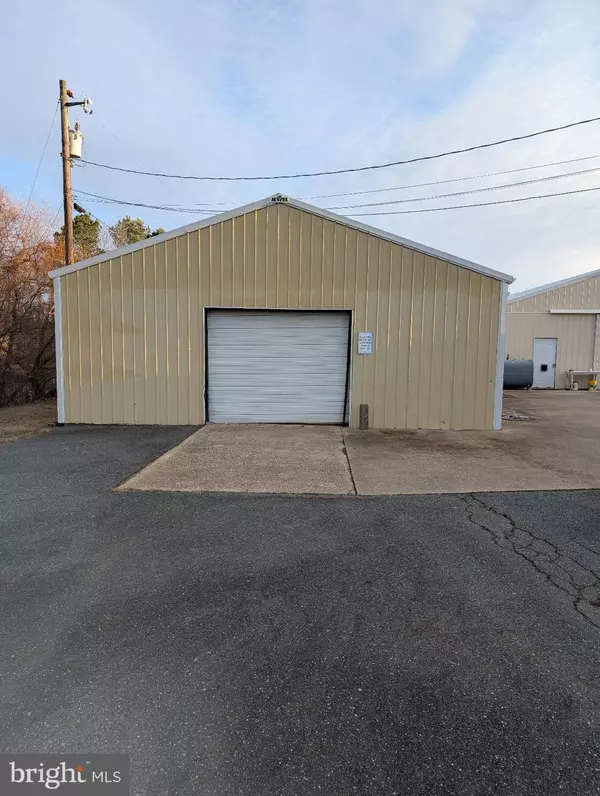 Cambridge, MD 21613,2938 OCEAN GTWY