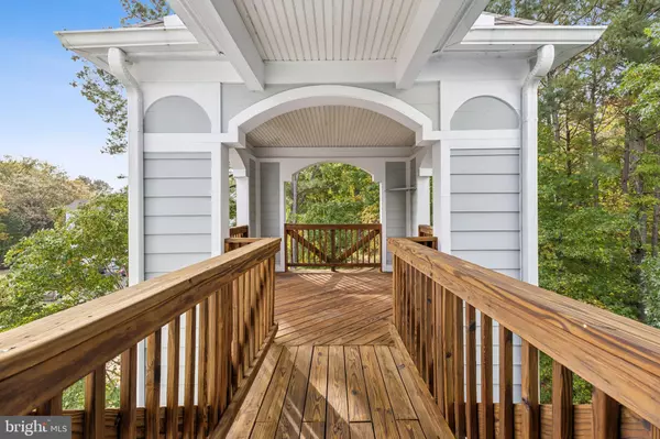 Solomons, MD 20688,1371 SCHOONER LOOP #1371