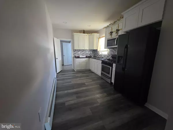 Hamilton, NJ 08610,305 LAFAYETTE AVE