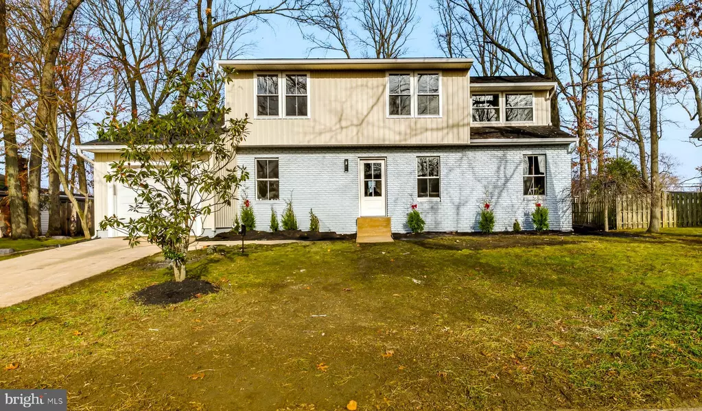 7 HALLEY LN, Sewell, NJ 08080