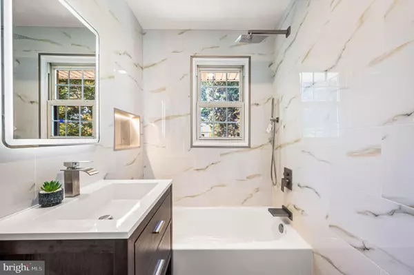 Bristol, PA 19007,2225 PALMER AVE