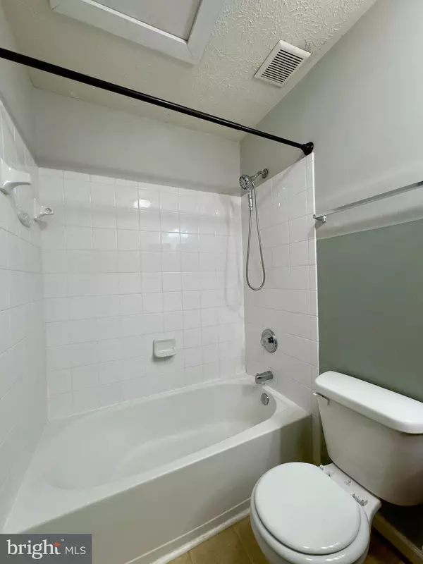 Aberdeen, MD 21001,657 POSSUM TROT WAY