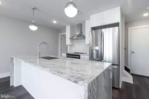 Philadelphia, PA 19130,711 N 16TH ST #UNIT 4