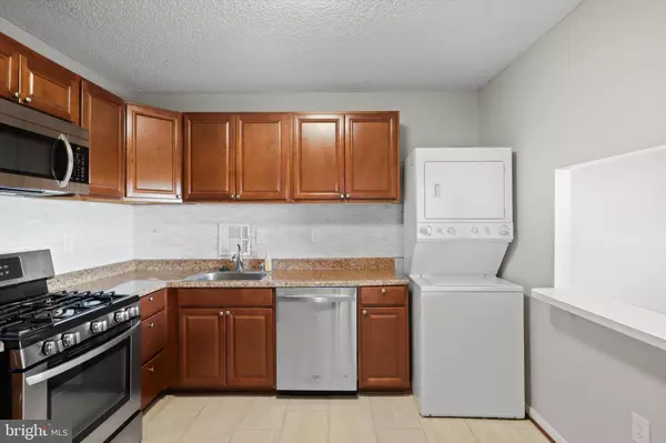 Falls Church, VA 22041,3701 S GEORGE MASON DR #2410N