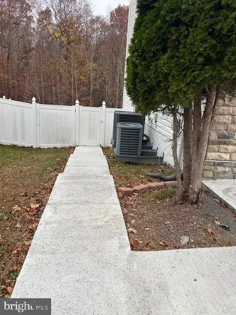 Woodbridge, VA 22191,16272 EAGLE FLIGHT CIR