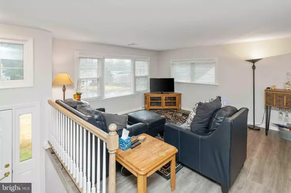 Huntingdon Valley, PA 19006,472 WOODWARD DR