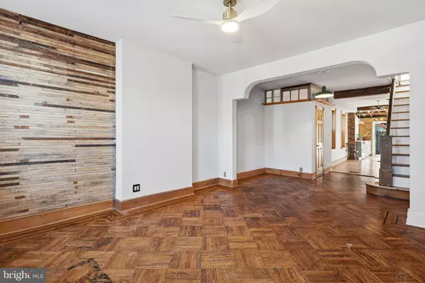 Philadelphia, PA 19125,2142 E HUNTINGDON ST