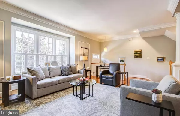 Rockville, MD 20850,9936 FOXBOROUGH CIR