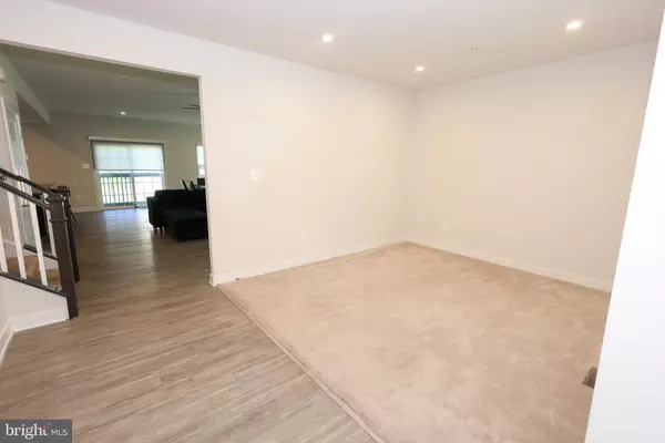 Waldorf, MD 20603,8881 BANCROFT DR