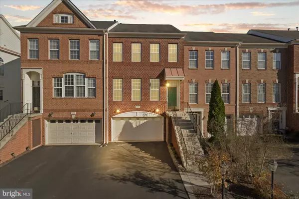 Aldie, VA 20105,24686 NETTLE MILL SQ