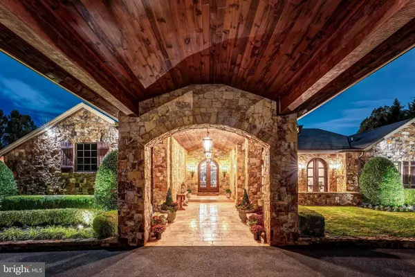 Potomac, MD 20854,2 PINEY MEETINGHOUSE CT