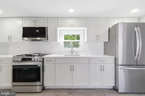 Cherry Hill, NJ 08002,1205 FARRELL AVE #5