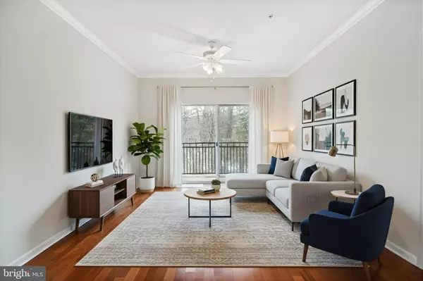 Herndon, VA 20171,12953 CENTRE PARK CIR #218