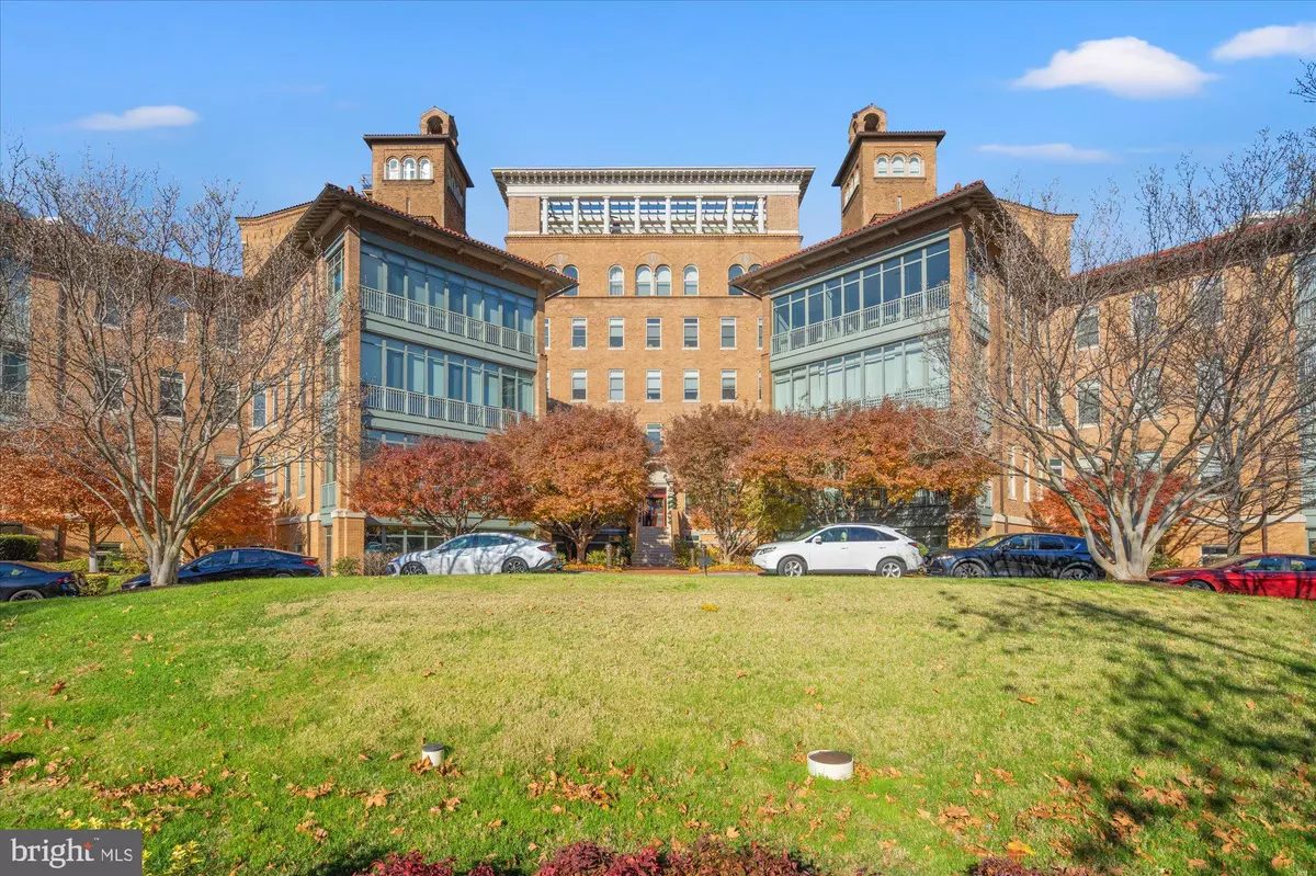 Washington, DC 20037,2425 L ST NW #324