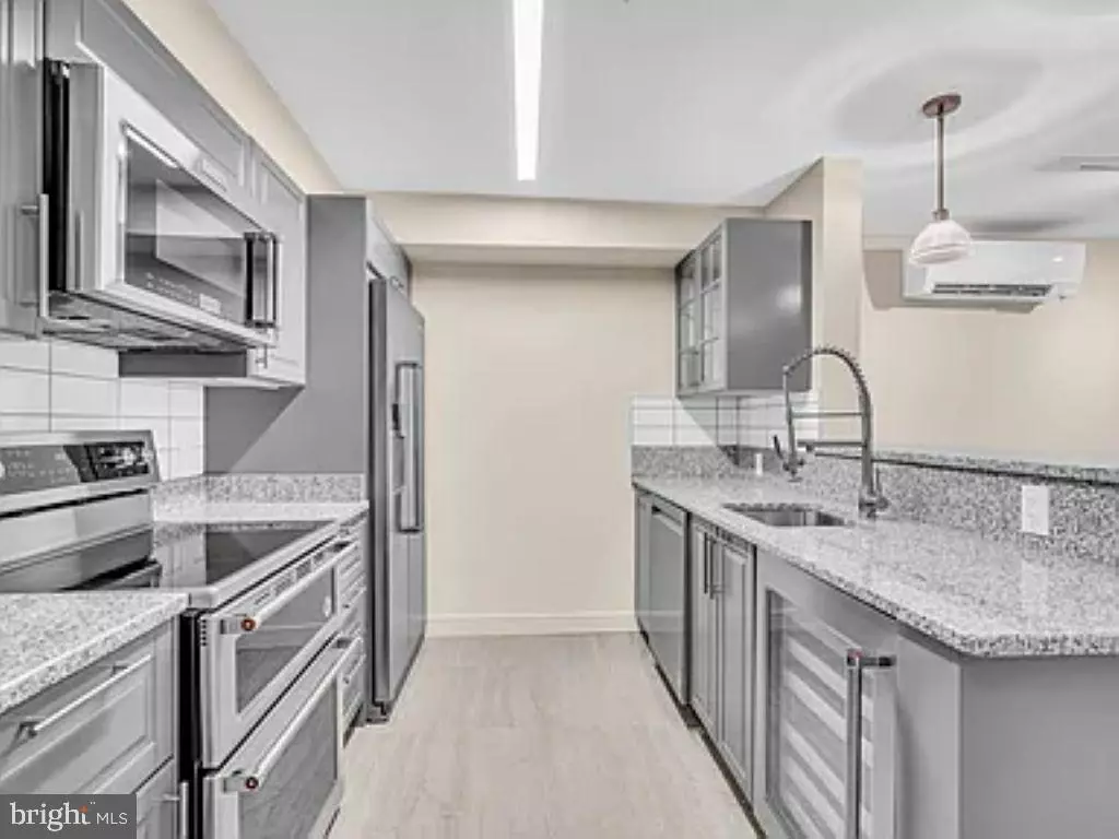 Washington, DC 20003,220 2ND ST SE #103