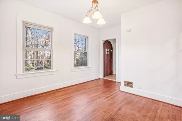 Alexandria, VA 22310,6022 VALLEY VIEW DR