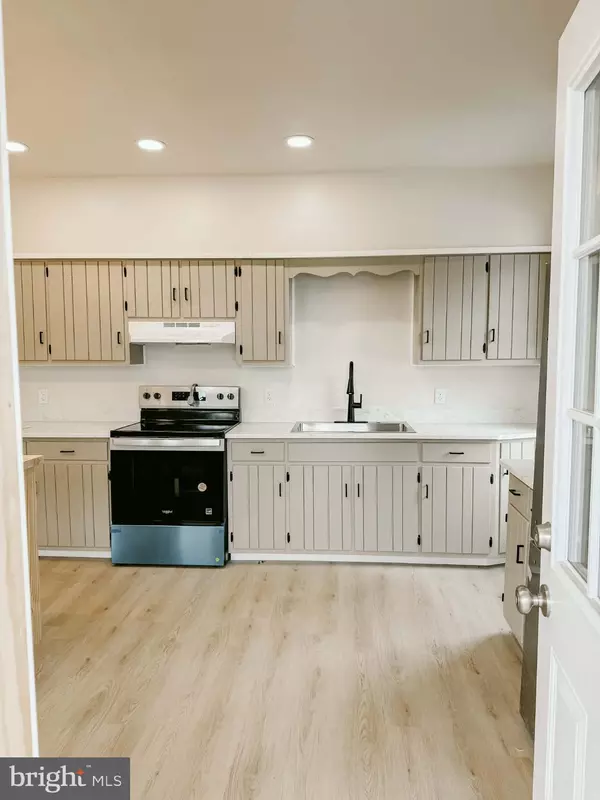 Lewistown, PA 17044,119 S WALNUT ST