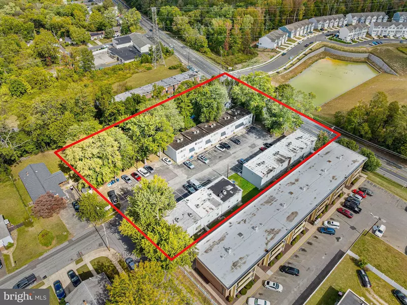 415 HAMILTON AVE, Blackwood, NJ 08012