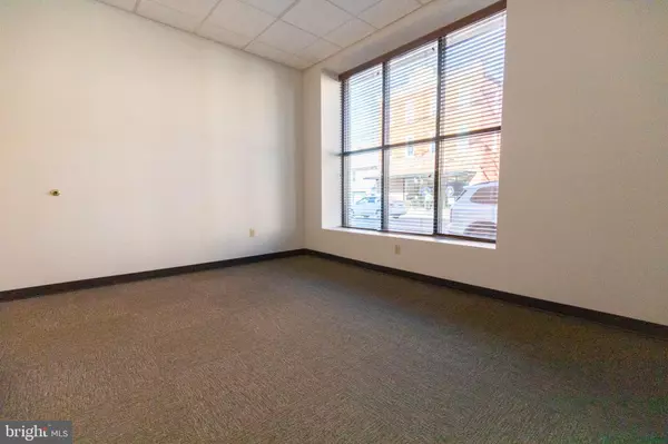 Martinsburg, WV 25401,101 S QUEEN ST #106