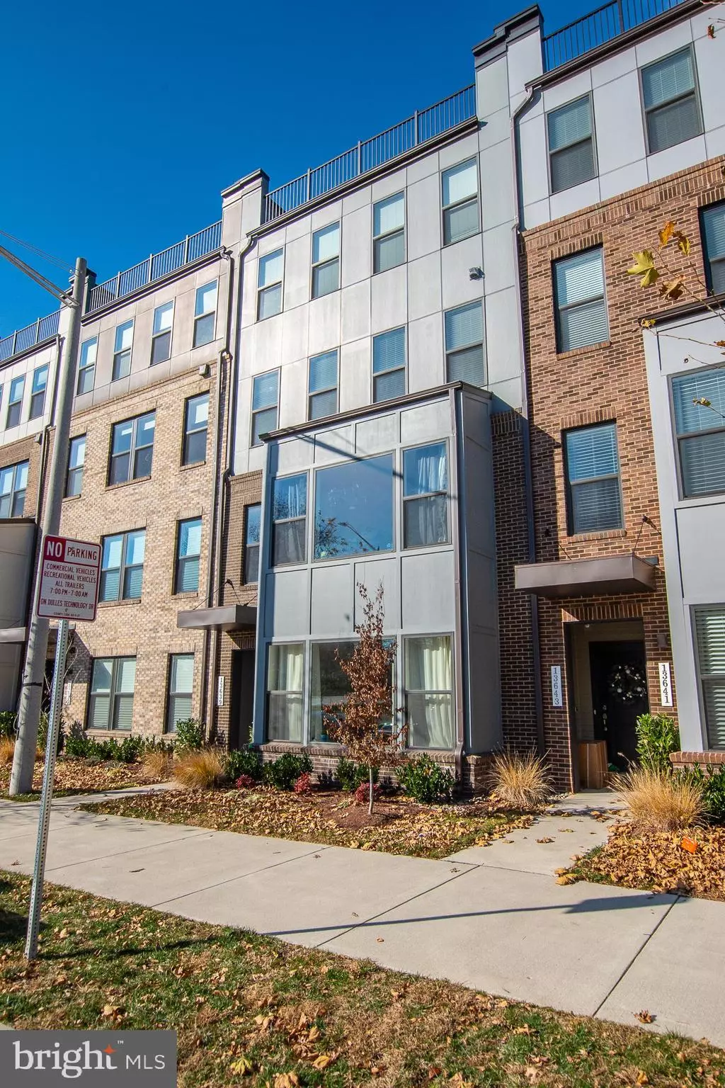 Herndon, VA 20171,13639 DULLES TECHNOLOGY DR #158