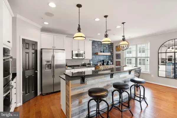 Manassas, VA 20110,9502 LEE CT