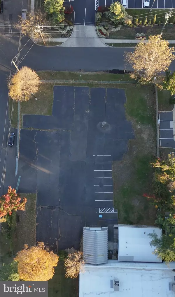 Feasterville Trevose, PA 19053,3100 READING