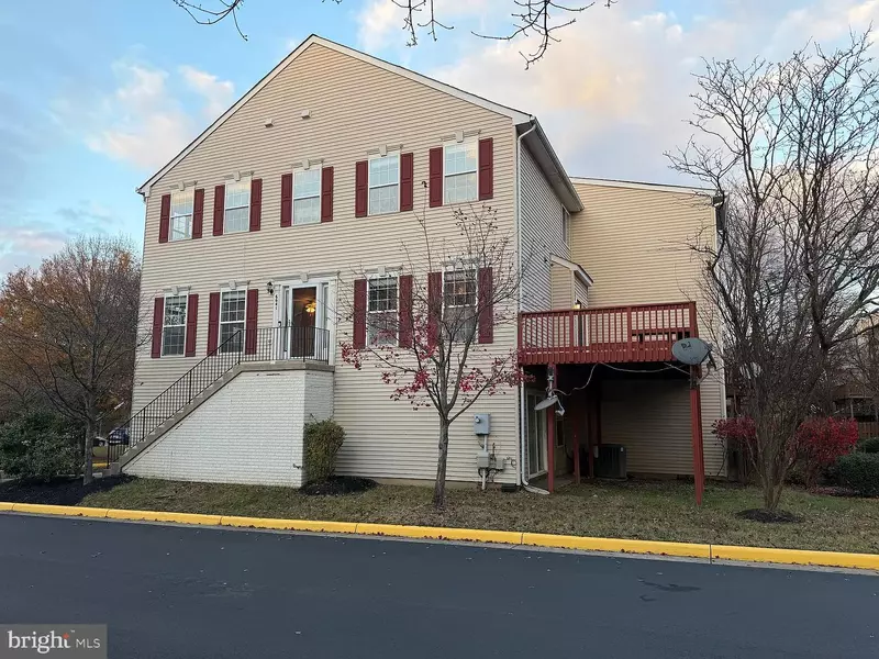 6641 CREEK POINT WAY, Alexandria, VA 22315