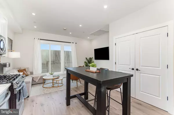 Washington, DC 20002,2116 4TH ST NE #A