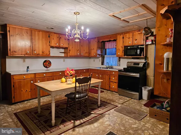 Spring Mills, PA 16875,4164 PENNS VALLEY RD