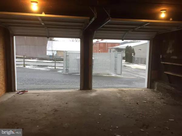 Bernville, PA 19506,338 N MAIN ST #1 & 2 GARAGE