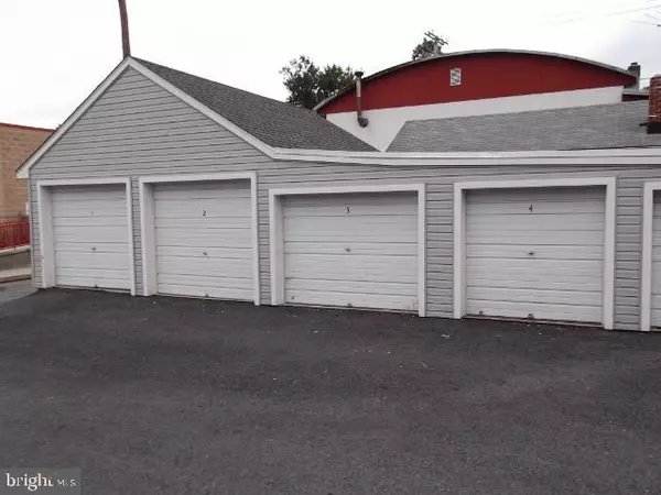 Bernville, PA 19506,338 N MAIN ST #1 & 2 GARAGE