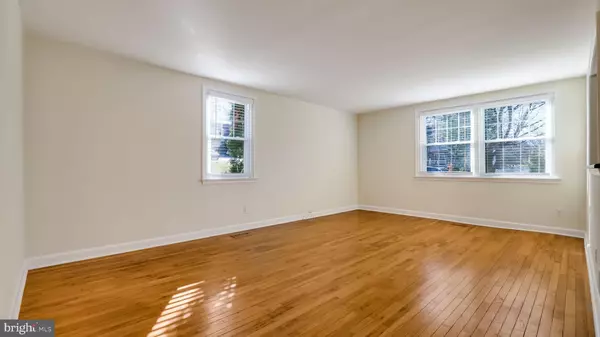 Wayne, PA 19087,500 E LANCASTER AVE #117A