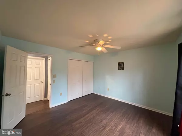 Waldorf, MD 20601,2000 ENGLISH OAK CT