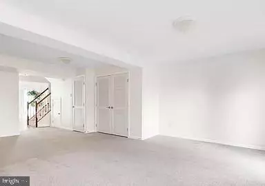 Newark, DE 19702,371 LATROBE DR