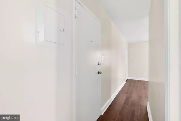 Washington, DC 20032,3207 11TH PL SE #3