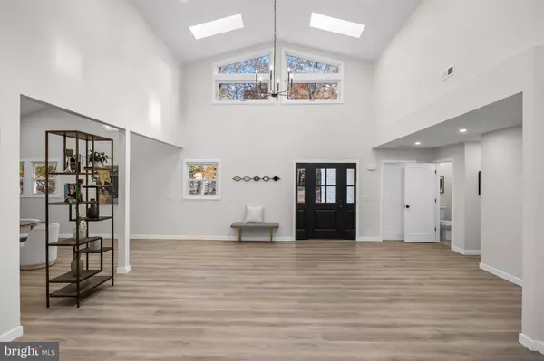 Medford, NJ 08055,17 W DELAWARE TRL