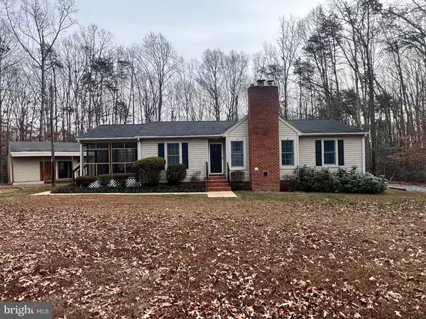 529 HAWKINS FARM RD, Bumpass, VA 23024